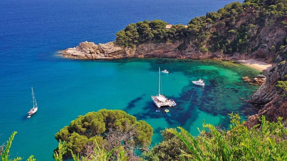 Costa Brava: Boat Ride and Tossa Visit With Hotel Pickup - Inclusions