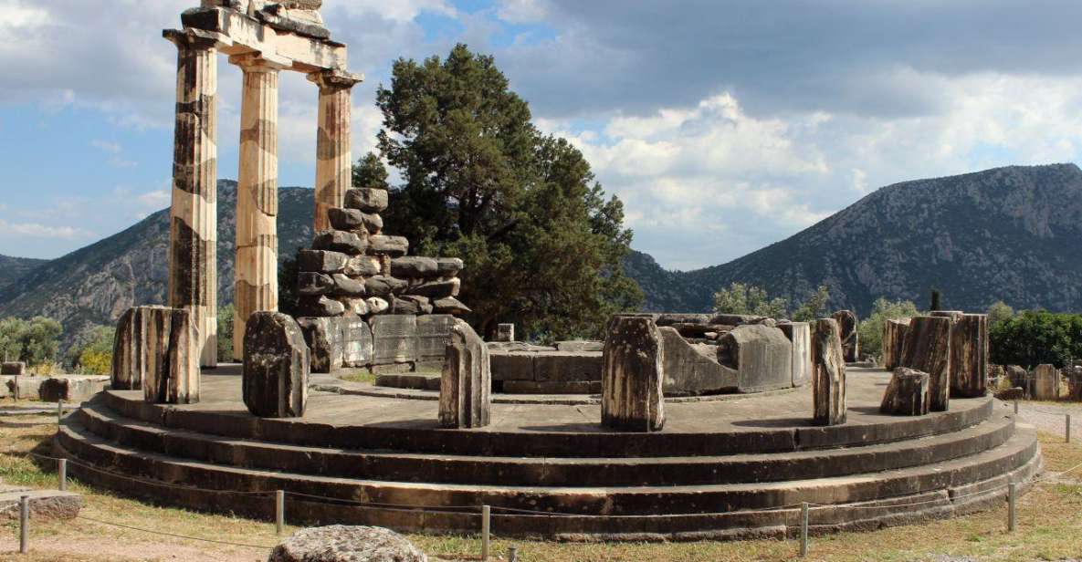 Delphi: Audio Guided Tour of the Sites in French or English - What to Expect and Prepare