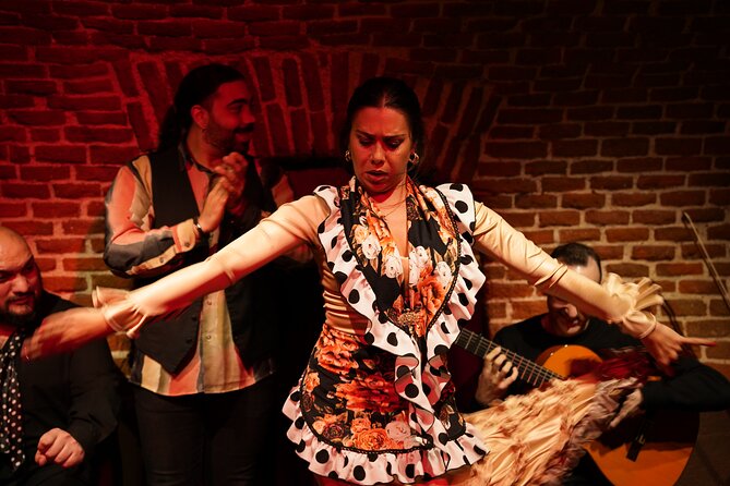 Essential Flamenco: Pure Flamenco Show in the Heart of Madrid - Additional Information for Participants