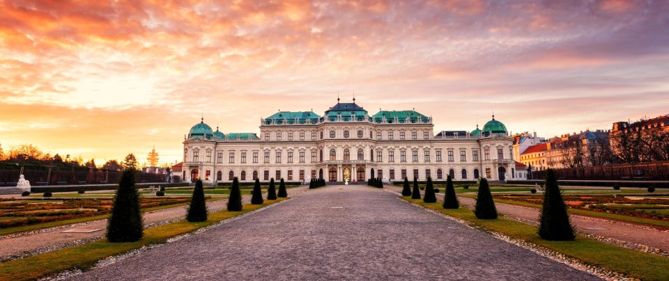 Full-Day Private Trip From Prague to Vienna - Tour Itinerary and Sights
