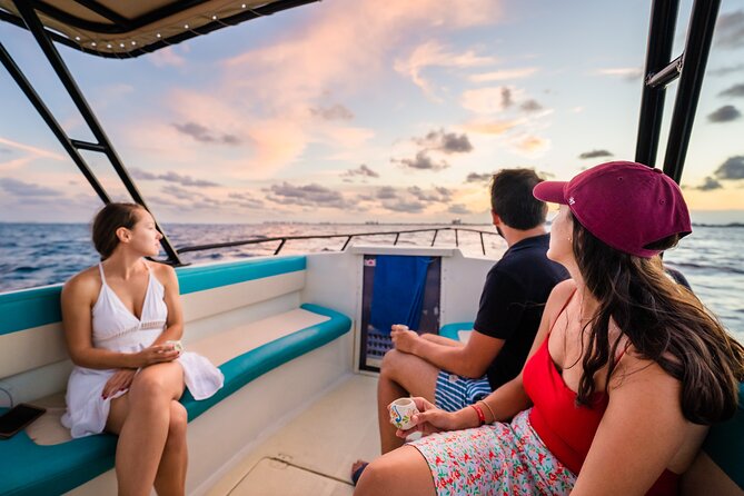 Isla Mujeres, Cancún Private Sunset Trip - Sunset Sailing Experience