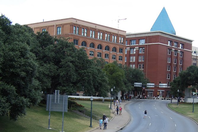 JFK Assassination Tour With JFK Museum and Oswalds Rooming House - Reviews and Testimonials