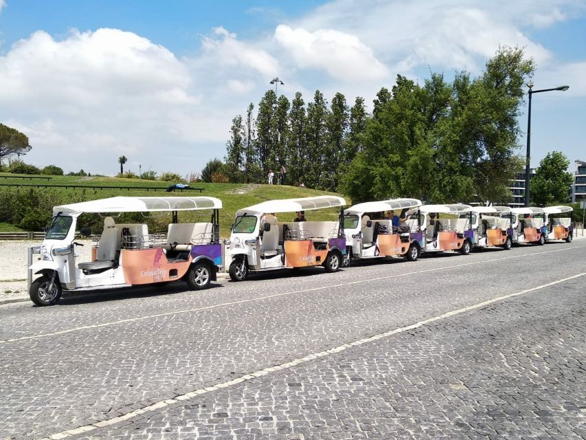 Lisbon: Panoramic Historical Sightseeing Tour by Tuk Tuk - Languages and Highlights