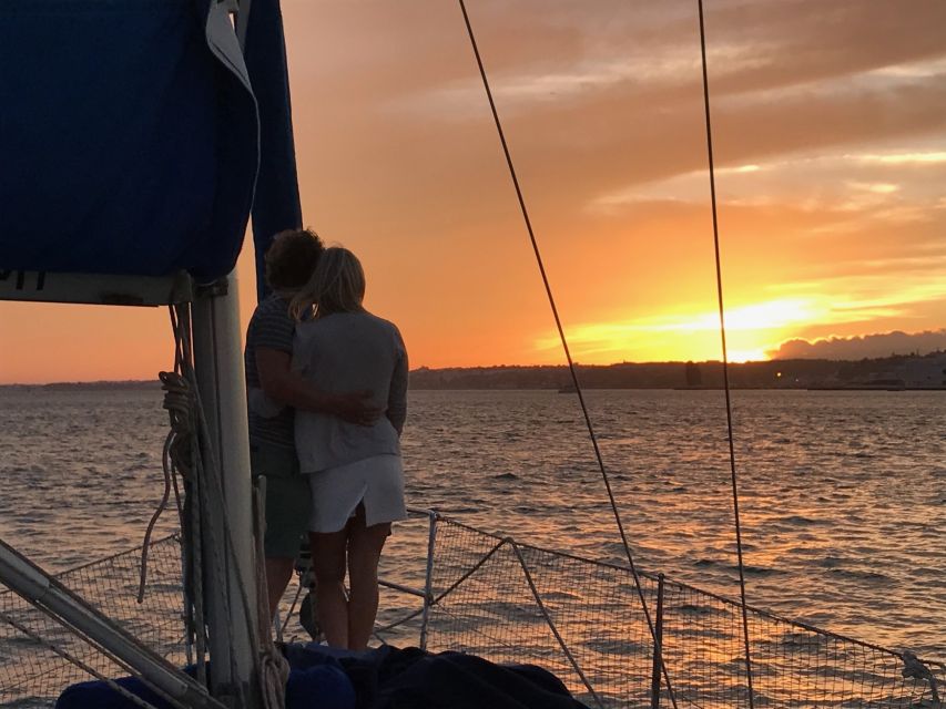 Lisbon: Private Sunset Sailing Tour With Champagne - Tour Highlights and Inclusions