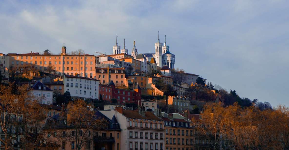 Lyon: City Exploration Game and Tour - Unravel the Citys Secrets