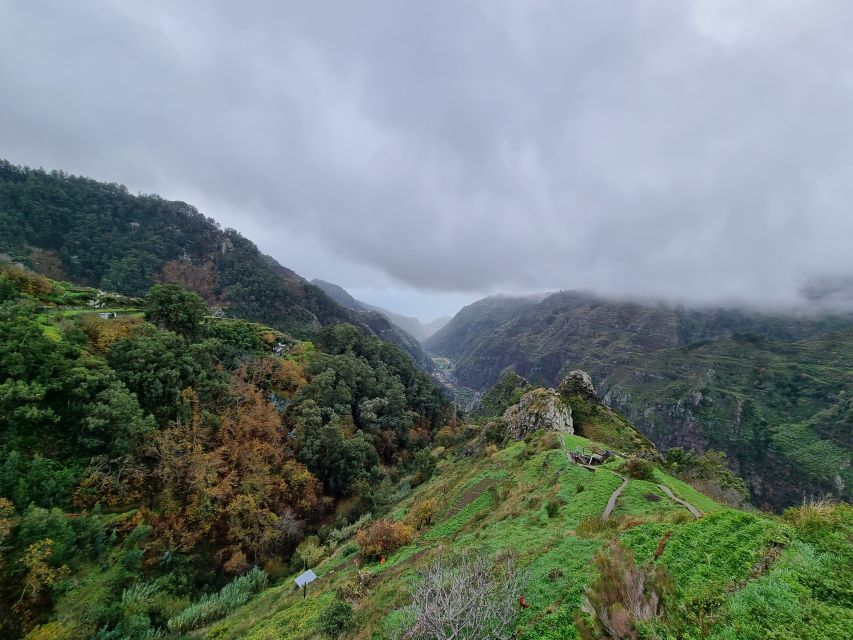 Madeira: Picturesque Peaks and Skywalk Private 4x4 Jeep Tour - Full Description
