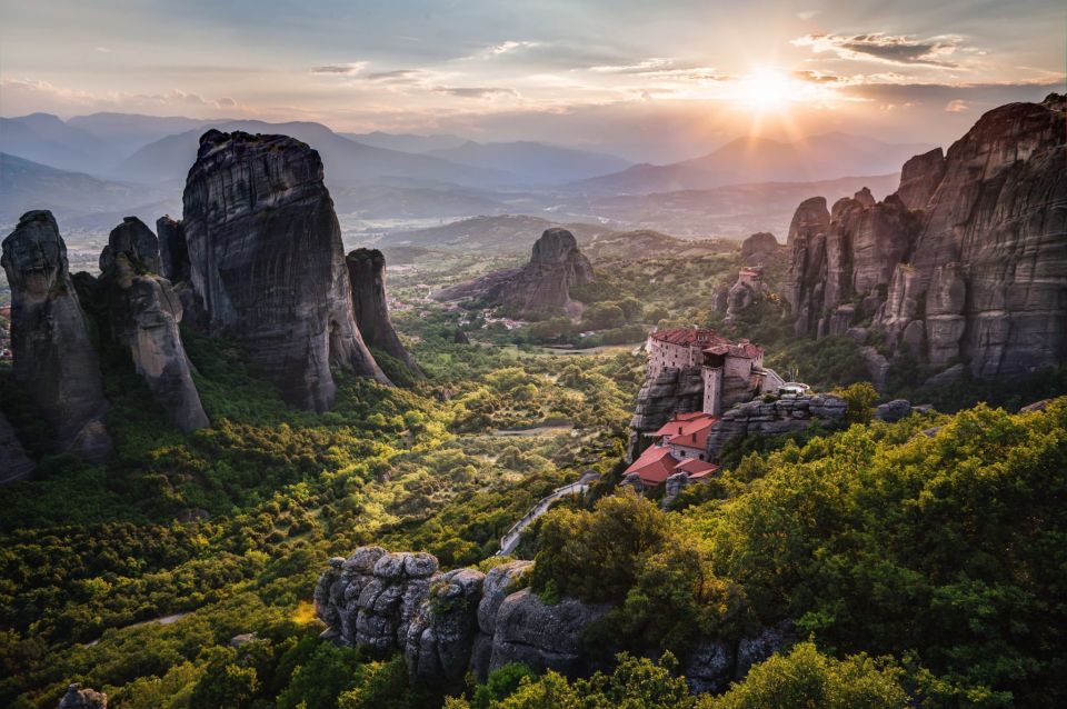 Meteora Evening Tour With Breathtaking Sunset View - Experience