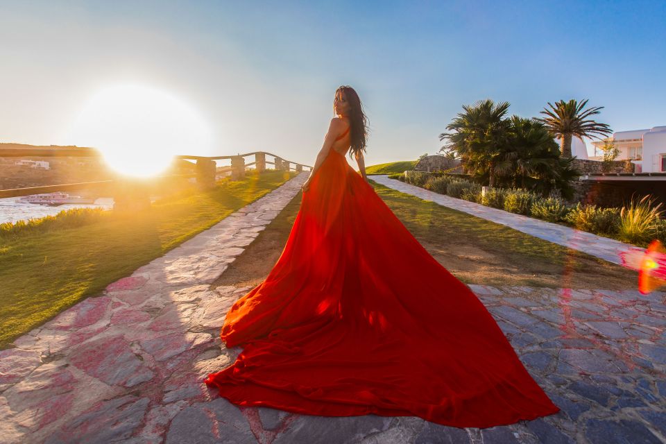 Mykonos: Private Photoshoot With Pro Fashion Photographer - Group Experience and Cancellation Policy