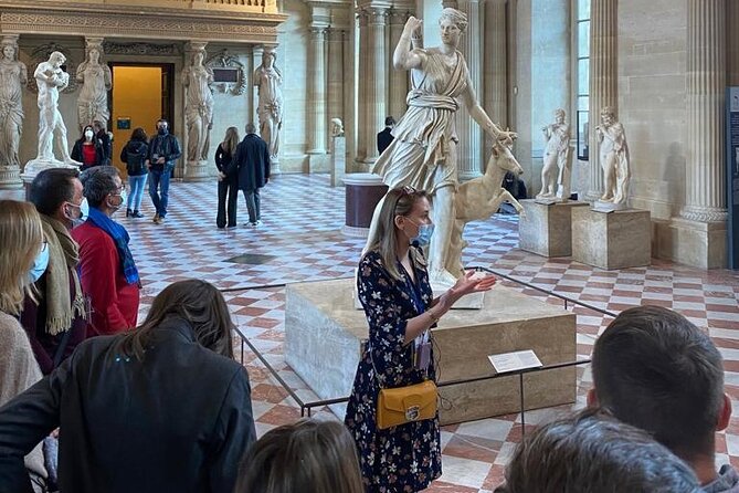 Paris Louvre Museum Highlights Small-Group Guided Tour - Iconic Works