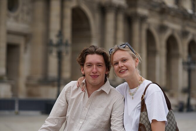 Paris Louvre Professional Photo Shoot - Meeting and Pickup Details