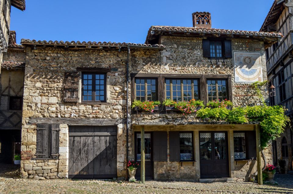 Pérouges : Medieval Village Private Guided Tour - Highlights