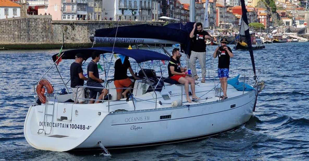 Porto: Exclusive Party Aboard a Charming Sailboat With Drink - Booking Information