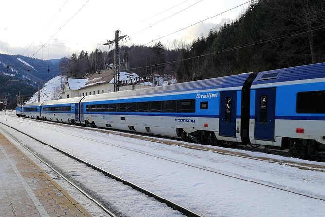 Private Semmering Railway Hike - Lunch Break