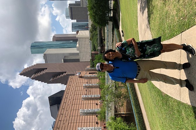 Private Sightseeing Cart Tour of Houston - Guide Experience