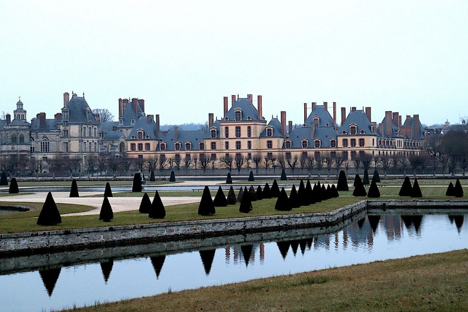 Private Tour to Chateaux of Fontainebleau From Paris - Tour Description