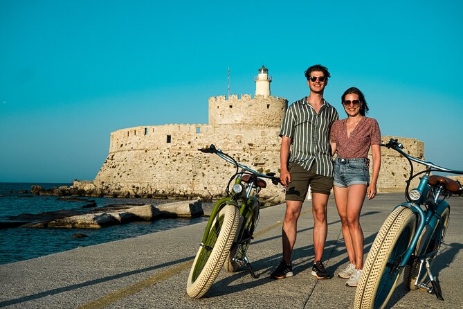 Retro E-Bike Photo Stop Tour - Booking and Cancellation Policies