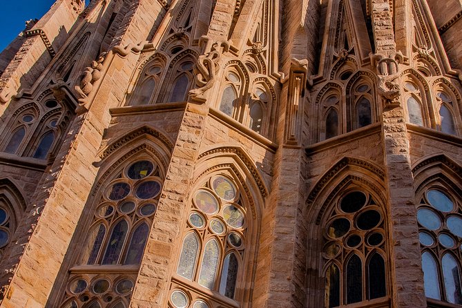Sagrada Familia: Fast Track Guided Tour With Optional Tower - Cancellation Policy