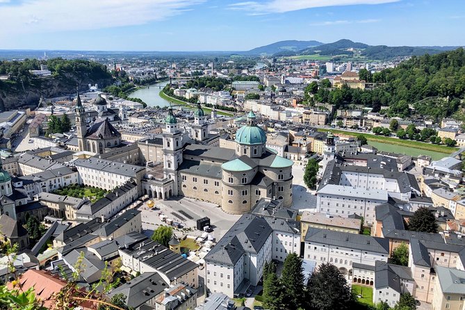 Salzburg Express Walking Tour With a Local Guide - Inclusions and Exclusions