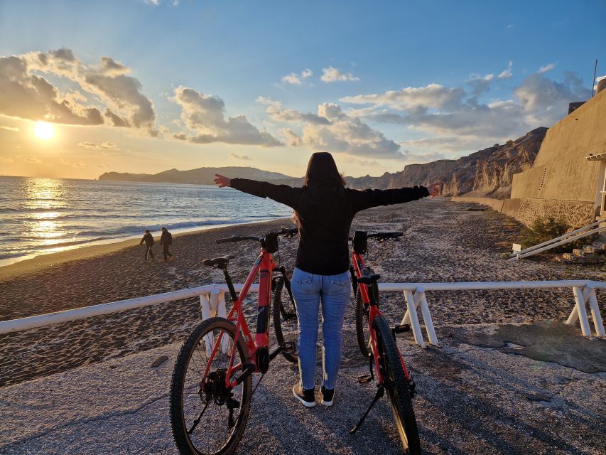 Santorini: E-Bike Sunset Tour Experience - Itinerary Highlights