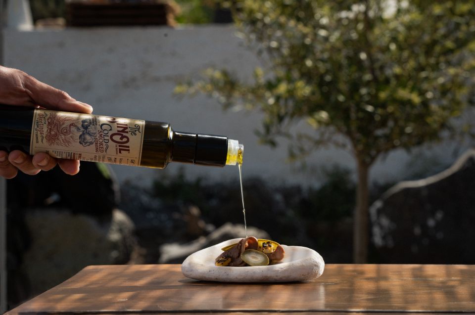 Santorini: Greek Olive Oil and Culinary Pairing Experience - Experience Description