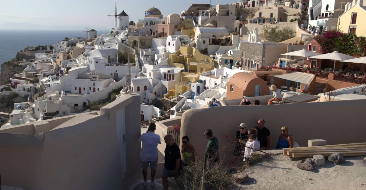 Santorini:2Hrs Wedding Proposal Photoshooting - Inclusions