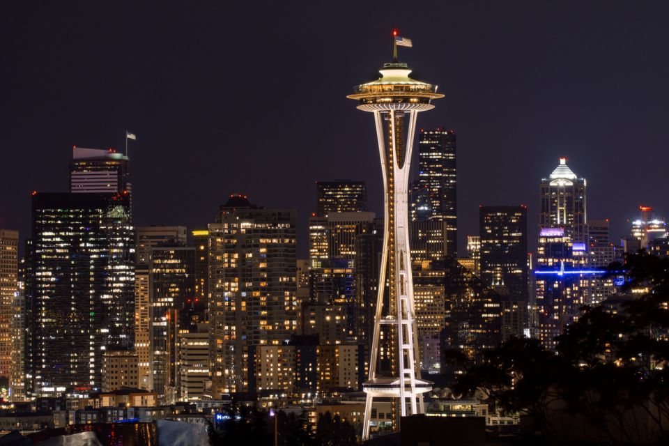 Seattle: Scenic Night Tour With Space Needle & Skywheel - Tour Highlights