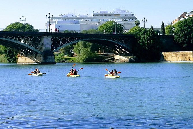 Sevilla 2 Hour Kayaking Tour on the Guadalquivir River - Inclusions and Meeting Point