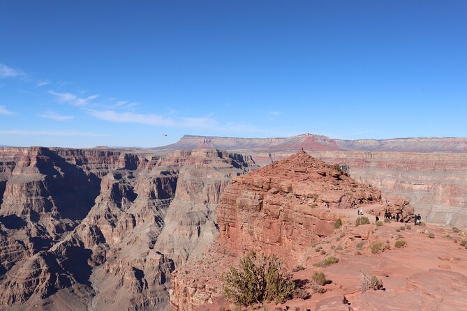 Small Group Tour: Grand Canyon West and Hoover Dam From Las Vegas - Small Group Experience
