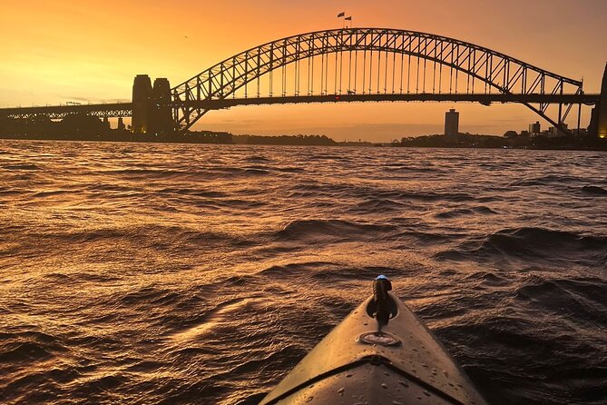 Sunrise Paddle Session on Syndey Harbour - Capturing Memories on Camera