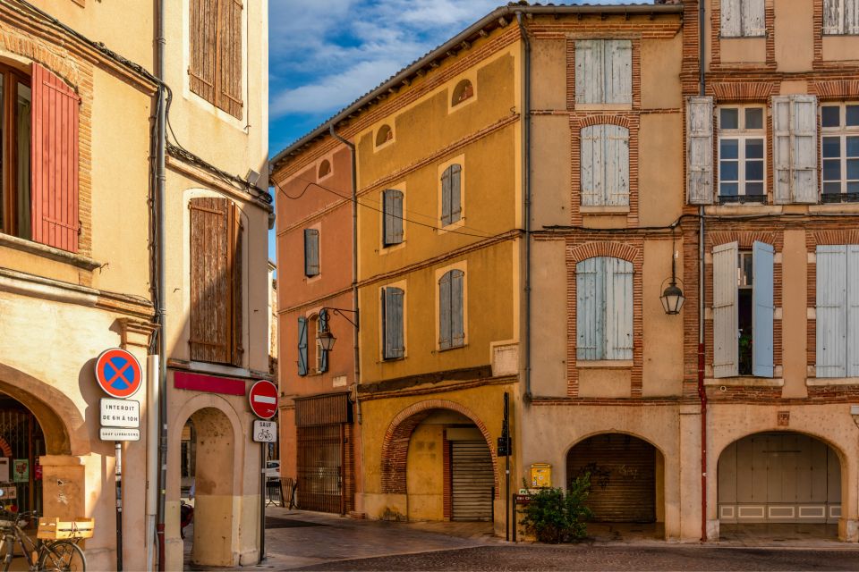 Toulouse: First Discovery Walk and Reading Walking Tour - Self-Guided Walking Experience
