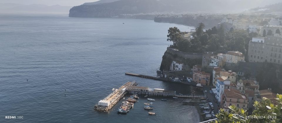 Tour Di Positano Sorrento and Pompeii From Naples - Itinerary