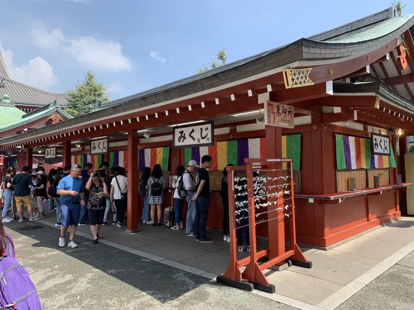 Asakusa: Exquisite Lunch After History Tour - Shopping at Nakamise Street