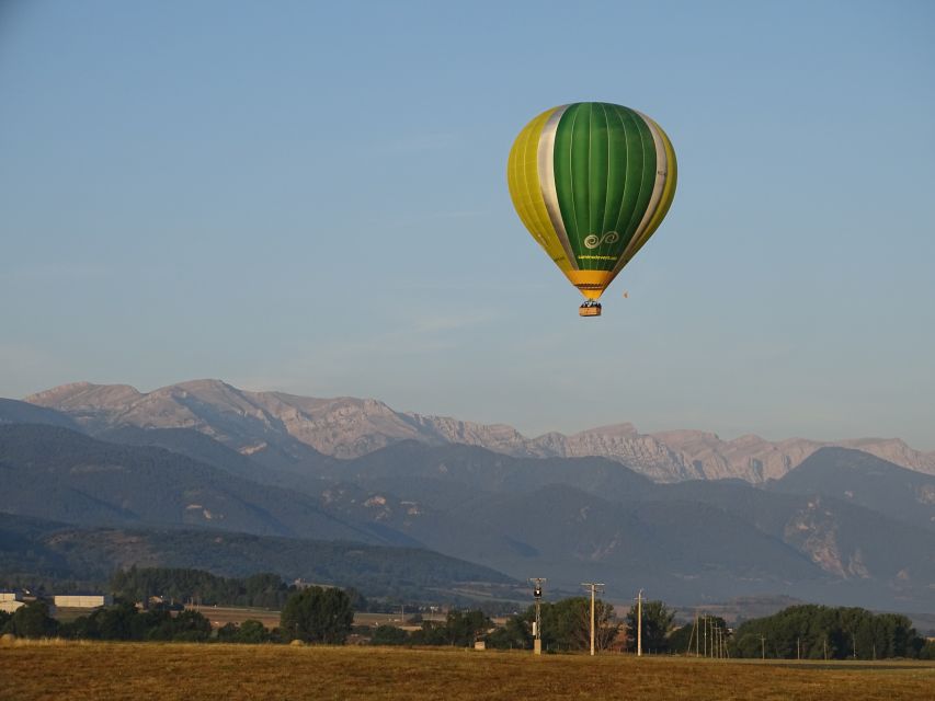 Barcelona: Hot Air Balloon Flight Experience - Booking Information