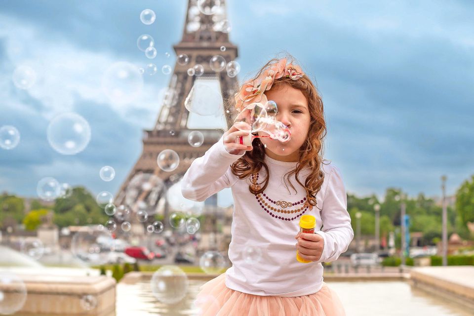 Bubble Photo Tour at the Eiffel Tower - Tour Description