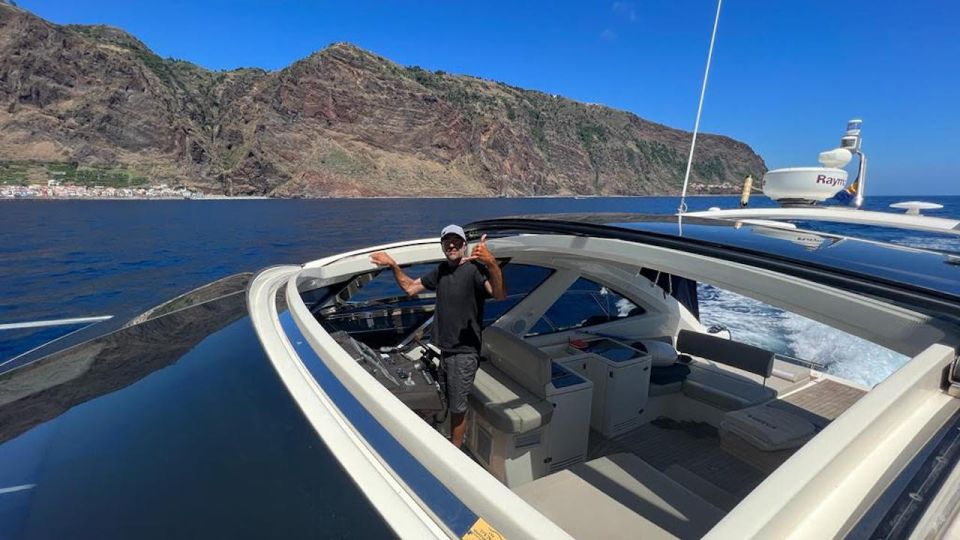 Calheta: Private Charter – Aestus Luxury Boat - Group Type and Highlights