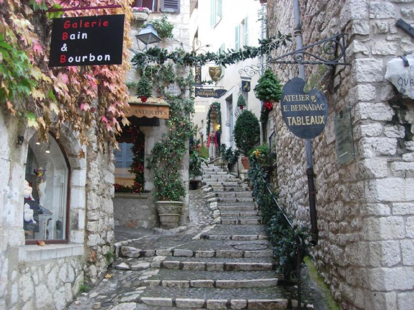 Cannes: Private Trip to Grasse, Antibes, & St. Paul De Vence - Language Options Available