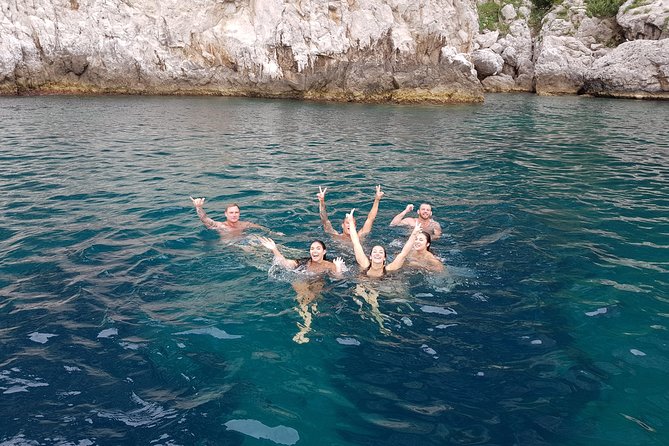 Capri Boat Tour and Optional Blue From Sorrento - Booking Process and Reservation Tips