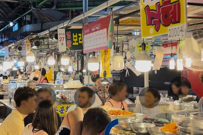 Cheonggyecheon Night Walk Tour With Korean Young Locals - Exploring Seouls Night Markets