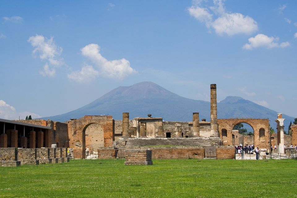 From Naples/Sorrento: Pompeii & Capri Full-Day Private Tour - Highlights