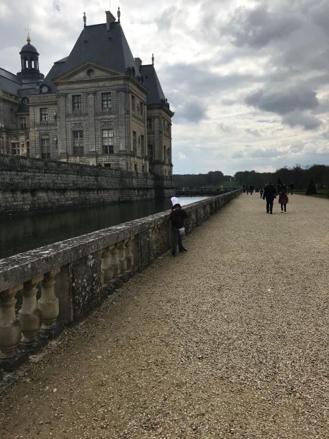 From Paris: 'The Grand Christmas at Vaux Le Vicomte & Fontainebleau' - Itinerary