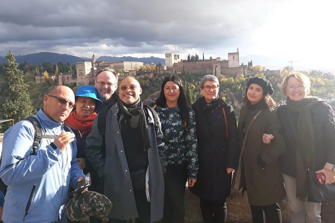 Granada Day Trip: Alhambra & Nazaries Palaces From Seville - Traveler Reviews