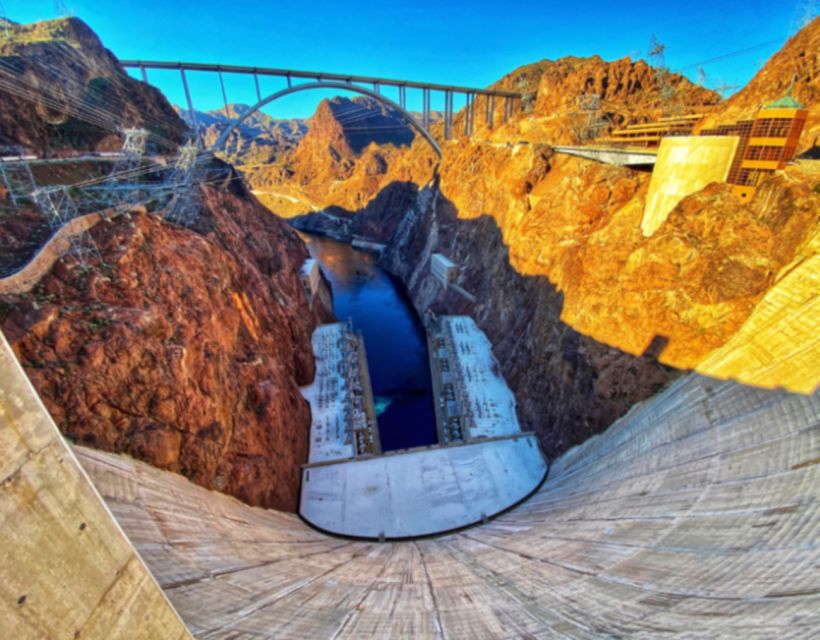 Las Vegas: Grand Canyon, Hoover Dam & 7 Magic Mountains Tour - Hoover Dam Exploration