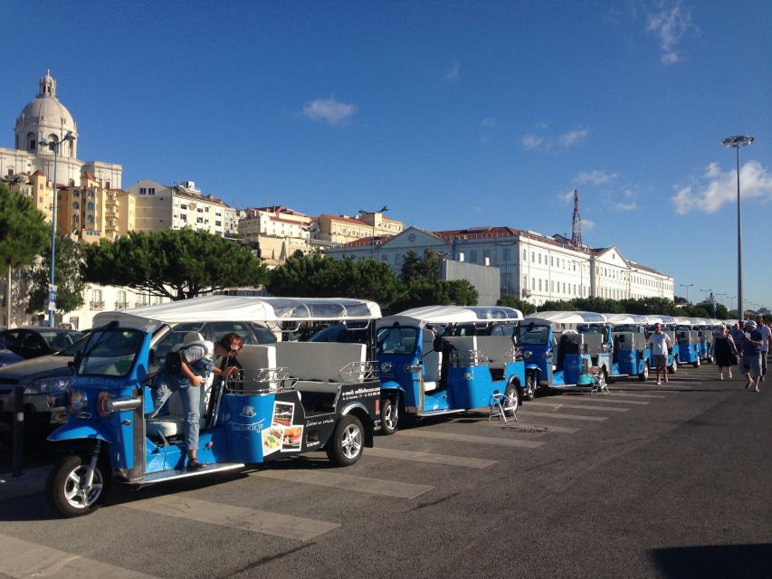 Lisbon: Private Guided Tour of Historical Center by Tuk Tuk - Vehicle Information