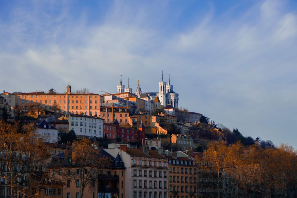 Lyon: City Exploration Game and Tour - Essential Requirements Reminder