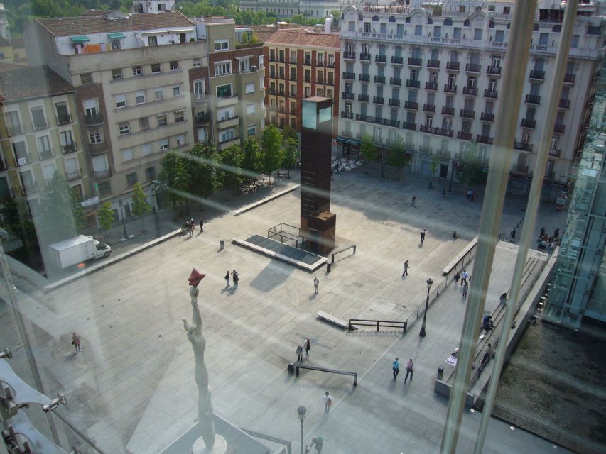 Madrid: Reina Sofia Museum Private Tour With Skip-The-Line - Tour Experience
