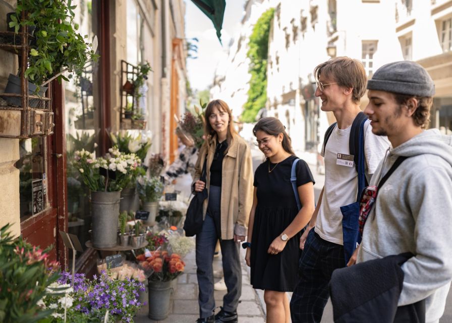 Paris: Iconic Neighborhoods Guided Walking Tour - Montmartres Artistic Heritage