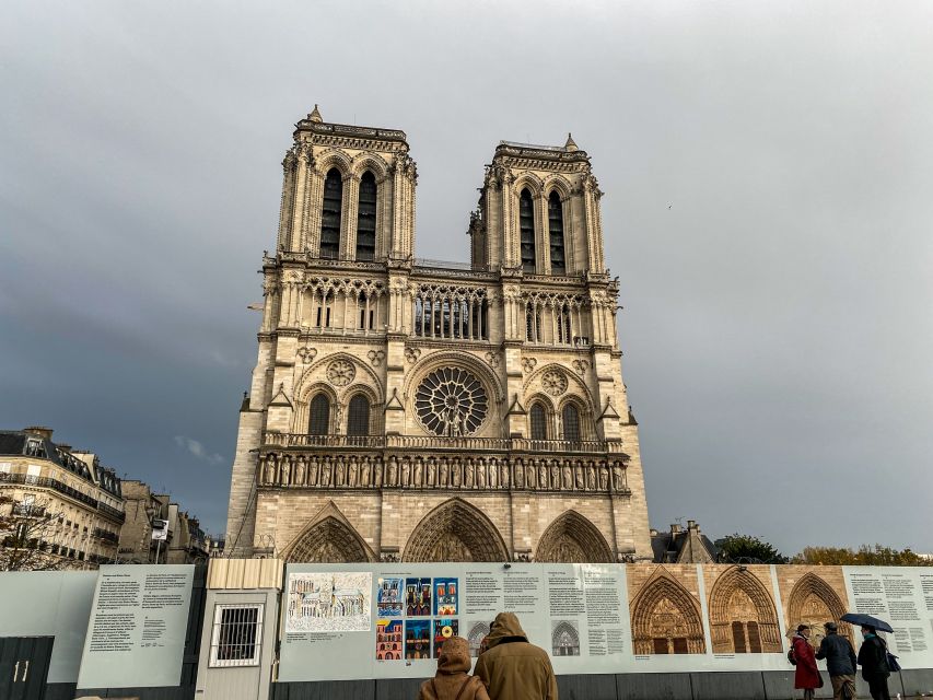 Paris: Notre Dame Outdoor Walking Tour With Crypt Entry - Experience the Archaeological Crypt