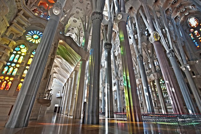 Park Guell & Sagrada Familia Private Tour With Hotel Pick-Up - Cancellation Policy