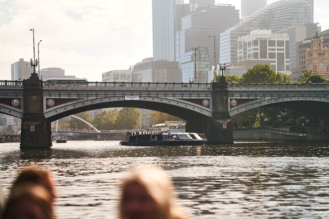 River Gardens Melbourne Sightseeing Cruise - Onboard Amenities and Services