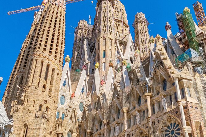 Sagrada Familia: Fast Track Guided Tour With Optional Tower - Common questions
